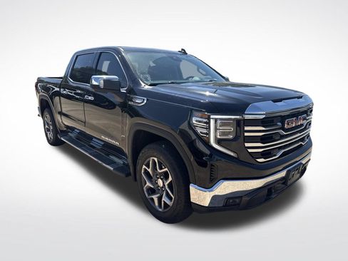 Used 2023 GMC Sierra 1500 SLT RWD image 3