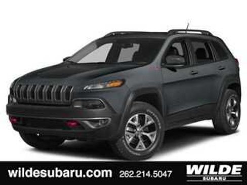 Used 2015 Jeep Cherokee Trailhawk w/ Comfort/Convenience Group image 1