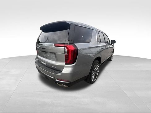 Used 2026 GMC Yukon Denali Ultimate w/ LPO, Illumination Package AWD/4WD image 7