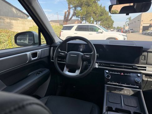 Used 2026 Hyundai Santa Fe SEL FWD image 30