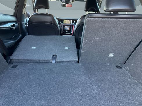 Used 2024 INFINITI QX50 Sport image 34