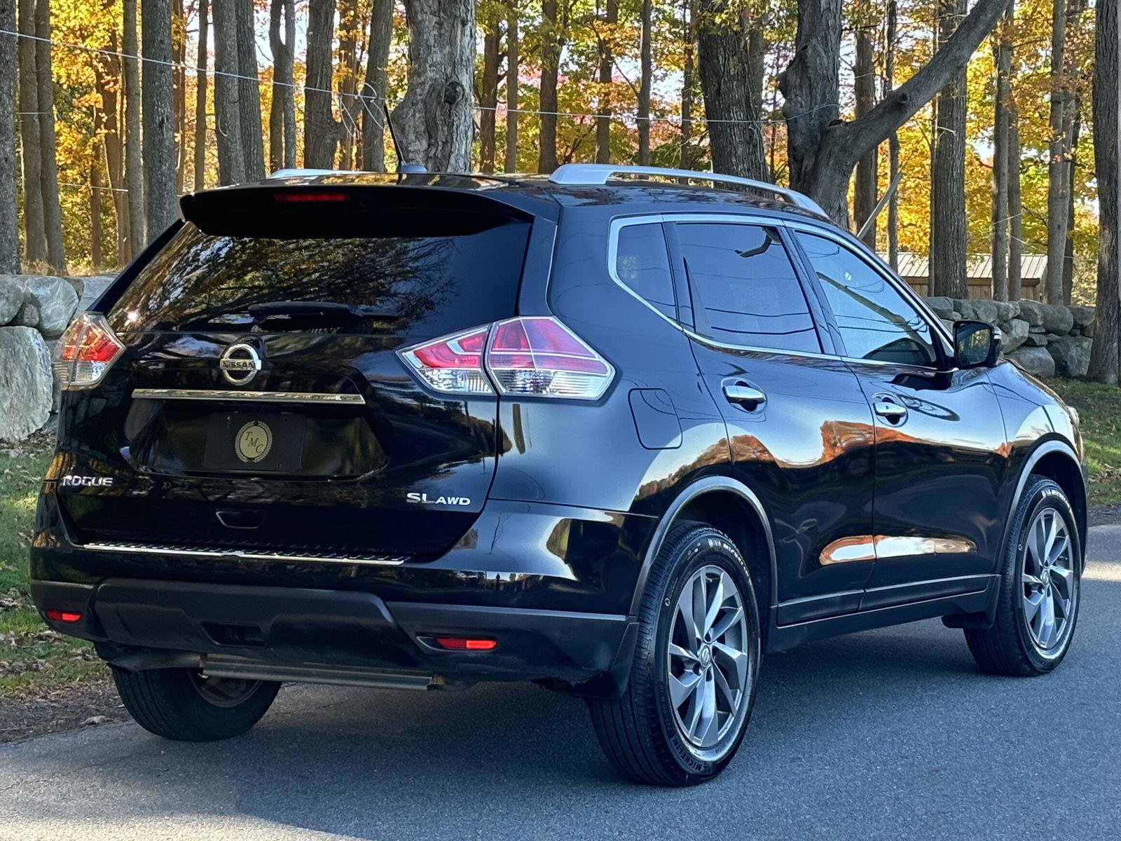 Used 2016 Nissan Rogue SL w/ SL Premium Package AWD/4WD image 4