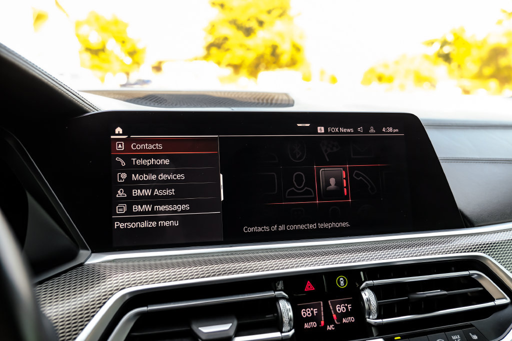 Used 2020 BMW X6 M50i w/ Premium Package AWD/4WD image 31