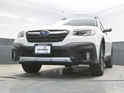 Used 2020 Subaru Outback Limited AWD/4WD image 29