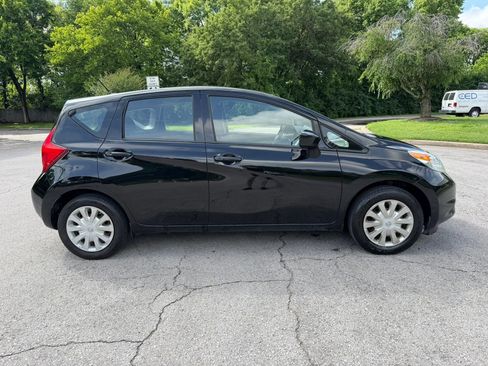 Used 2016 Nissan Versa Note SV FWD image 3