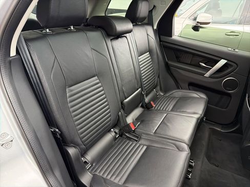Used 2020 Land Rover Discovery Sport S image 22