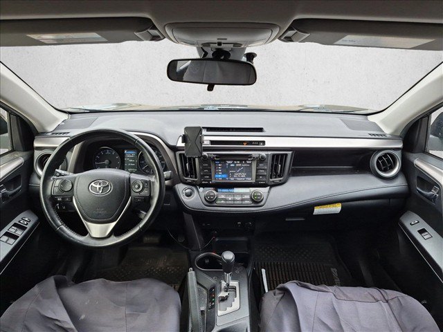 Used 2018 Toyota RAV4 XLE FWD image 14