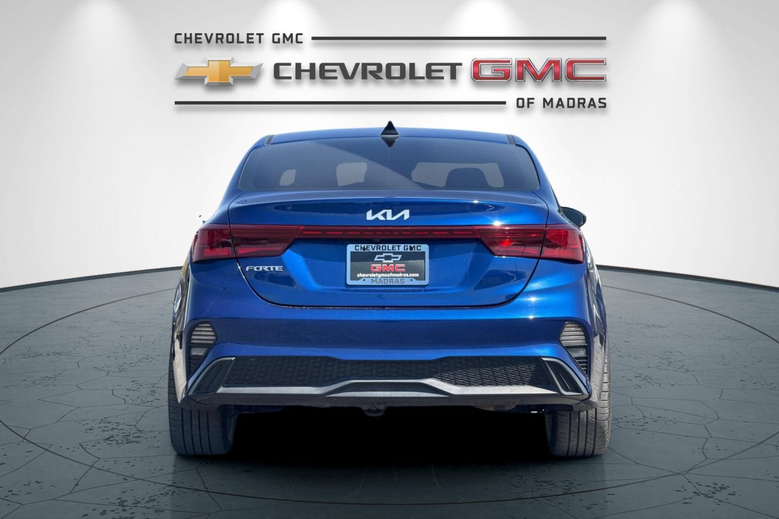 Used 2023 Kia Forte LXS FWD image 4