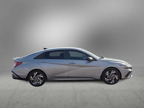 New 2025 Hyundai Elantra Sport image 9