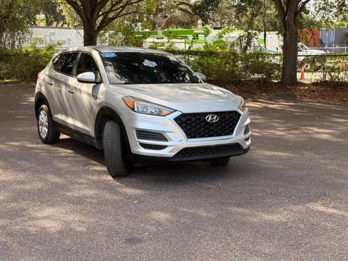 Used 2019 Hyundai Tucson SE AWD/4WD image 3