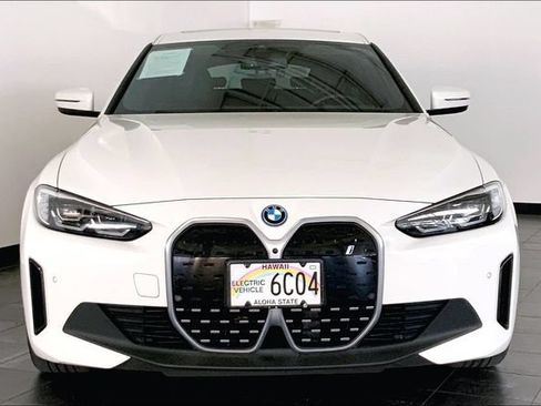 Used 2023 BMW i4 eDrive35 RWD image 3