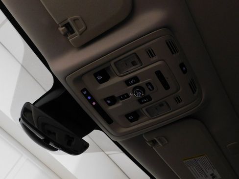 Used 2023 GMC Yukon Denali image 74