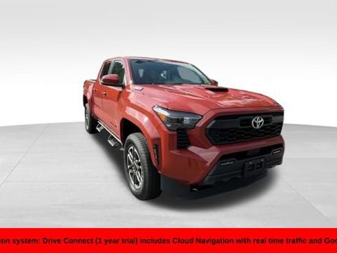 Used 2025 Toyota Tacoma TRD Sport w/ TRD Sport Upgrade Package AWD/4WD image 10