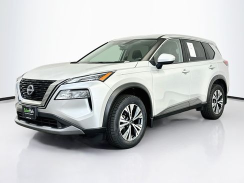Used 2023 Nissan Rogue SV AWD/4WD image 3