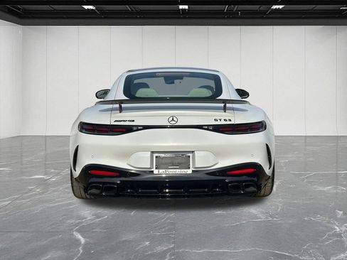 Used 2025 Mercedes-Benz AMG GT 63 image 7