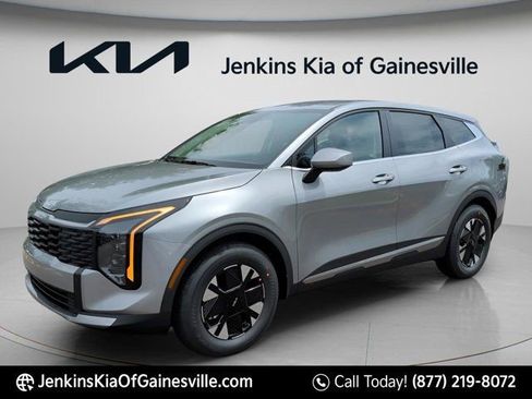 New 2026 Kia Sportage LX FWD image 10