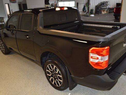 Used 2024 Ford Maverick Lariat image 5