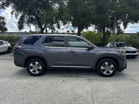 Used 2024 Honda Pilot EX-L image 7