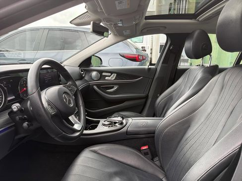 Used 2018 Mercedes-Benz E 300 4MATIC image 19