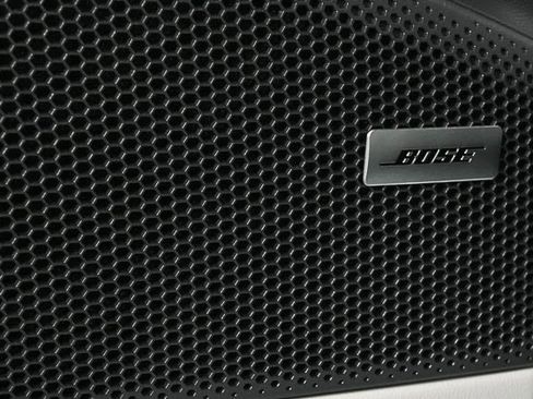 Used 2025 Porsche Macan Electric image 7