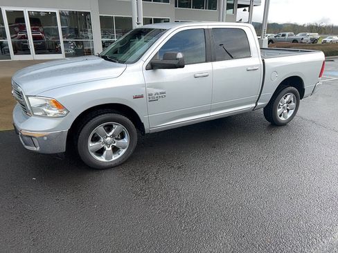 Used 2019 RAM 1500 Big Horn image 2