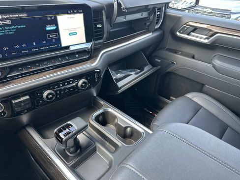 Certified 2025 Chevrolet Silverado 1500 LT Trail Boss w/ LT Trail Boss Premium Package AWD/4WD image 31