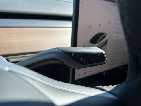 Used 2023 Tesla Model 3 Performance image 22