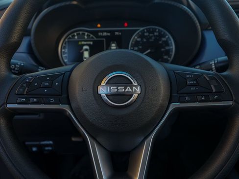 New 2025 Nissan Versa SV image 24