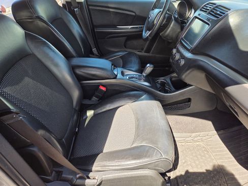 Used 2017 Dodge Journey Crossroad AWD/4WD image 16