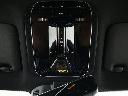 Certified 2025 Mercedes-Benz C 300 4MATIC Sedan image 17