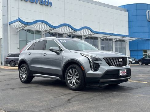 Used 2023 Cadillac XT4 Premium Luxury w/ Cold Weather Package AWD/4WD image 3