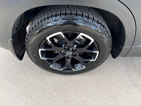 Used 2025 MAZDA CX-50 Meridian Edition w/ Apex Package AWD/4WD image 11
