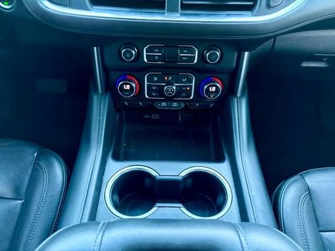 Used 2021 Chevrolet Tahoe LT image 24