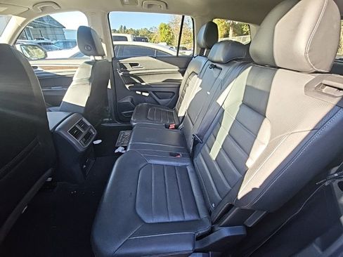 Used 2019 Volkswagen Atlas SEL Premium image 11