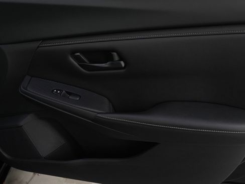 Used 2024 Nissan Sentra S image 9