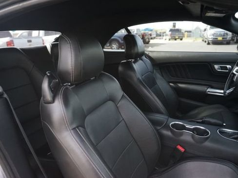 Used 2019 Ford Mustang Premium RWD image 15