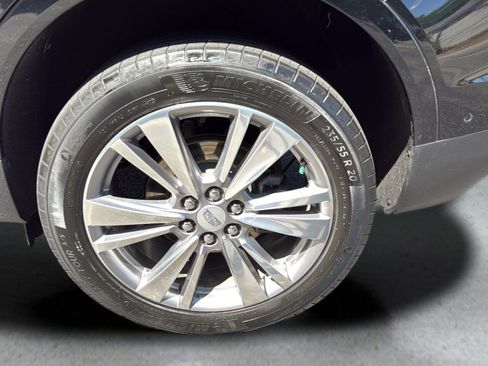 Certified 2024 Cadillac XT5 Premium Luxury w/ Technology Package AWD/4WD image 17
