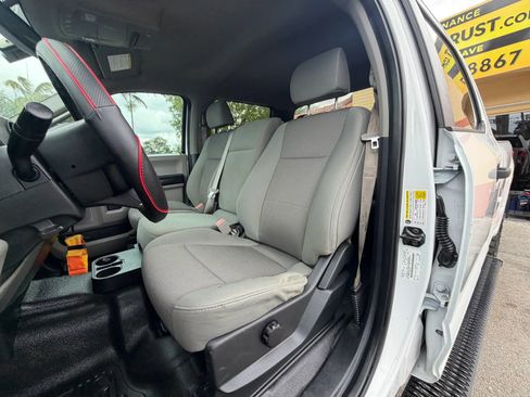 Used 2019 Ford F250 XL w/ Power Equipment Group AWD/4WD image 14