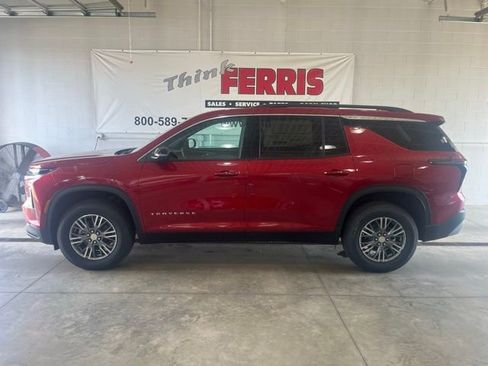 New 2025 Chevrolet Traverse LT w/ LPO, Floor Liner Package image 2