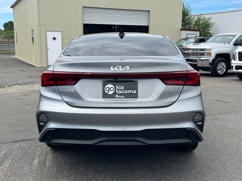 Certified 2024 Kia Forte LXS FWD image 6