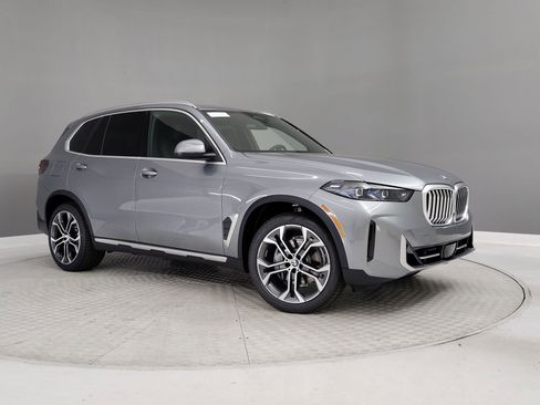 New 2026 BMW X5 sDrive40i w/ Premium Package image 30