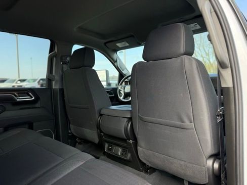 Used 2025 Chevrolet Silverado 2500 LT w/ Convenience Package AWD/4WD image 21