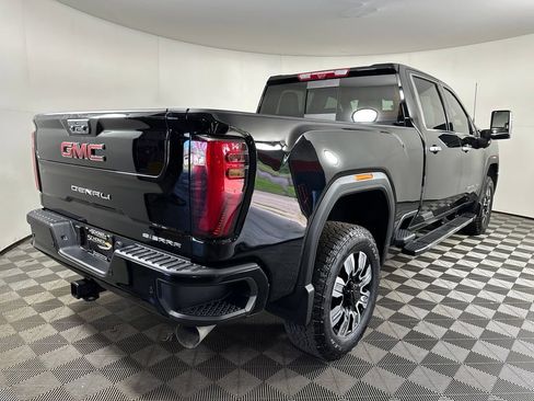 Used 2026 GMC Sierra 2500 Denali w/ Max Trailering Package AWD/4WD image 5