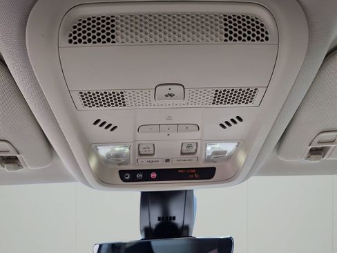 Used 2023 Cadillac XT6 Premium Luxury w/ Technology Package image 42