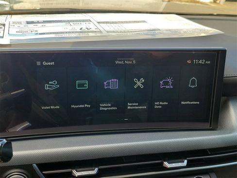 New 2025 Hyundai Sonata Limited image 22