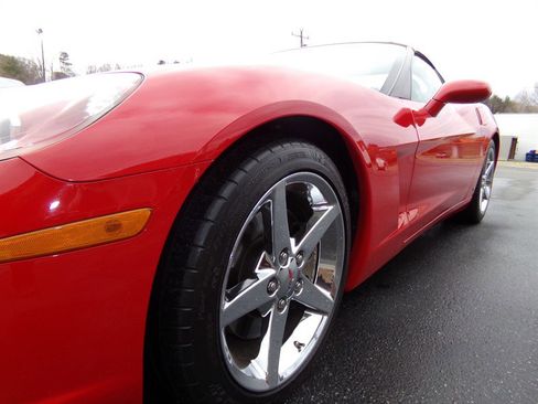 Used 2006 Chevrolet Corvette Convertible image 3