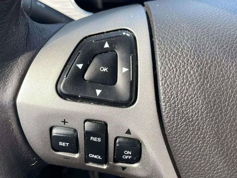 Used 2015 Ford Taurus SEL w/ Equipment Group 201A image 34