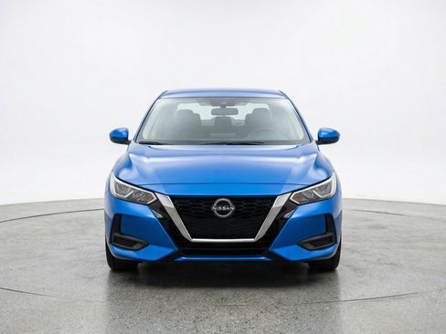 Used 2025 Nissan Sentra SV FWD image 2