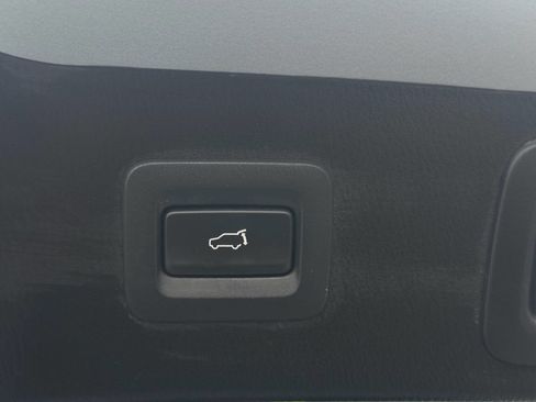 Used 2018 MAZDA CX-5 Touring w/ Preferred Equipment Package image 34