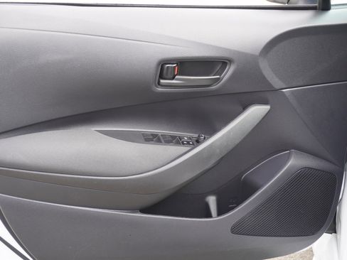 Used 2024 Toyota Corolla LE image 16